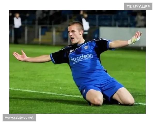 探究瓦尔迪在现代足球体系中扮演何种关键角色的全面深度解析研究