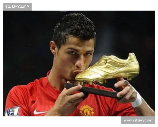 探讨曼联时期弗兰可发挥的多样关键战术与技术技能深度解析全面篇 探讨曼联时期弗兰可发挥的多样关键战术与技术技能深度解析全面篇